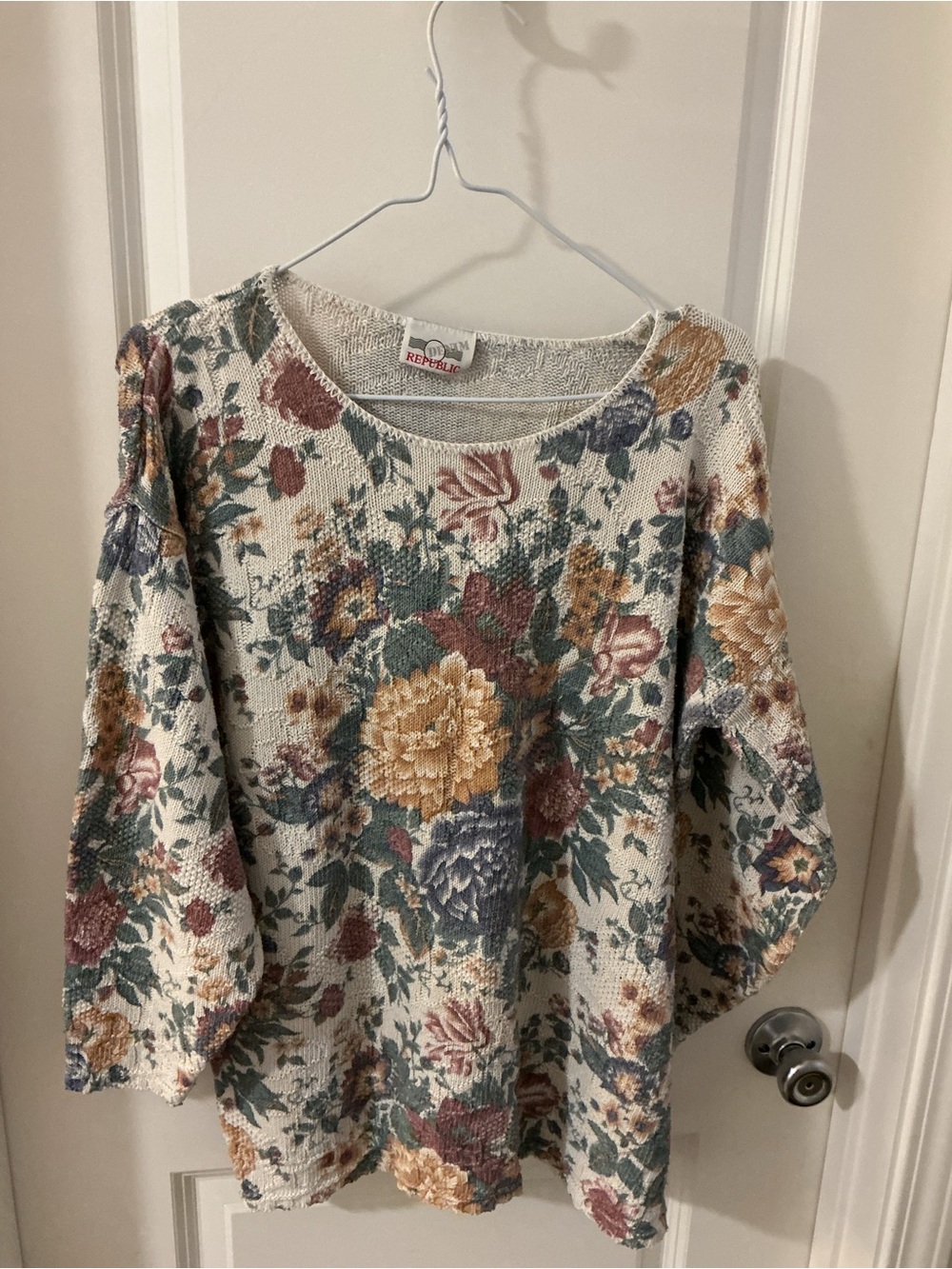 Vintage Floral Knit Pullover Sweater - Cream/Multi